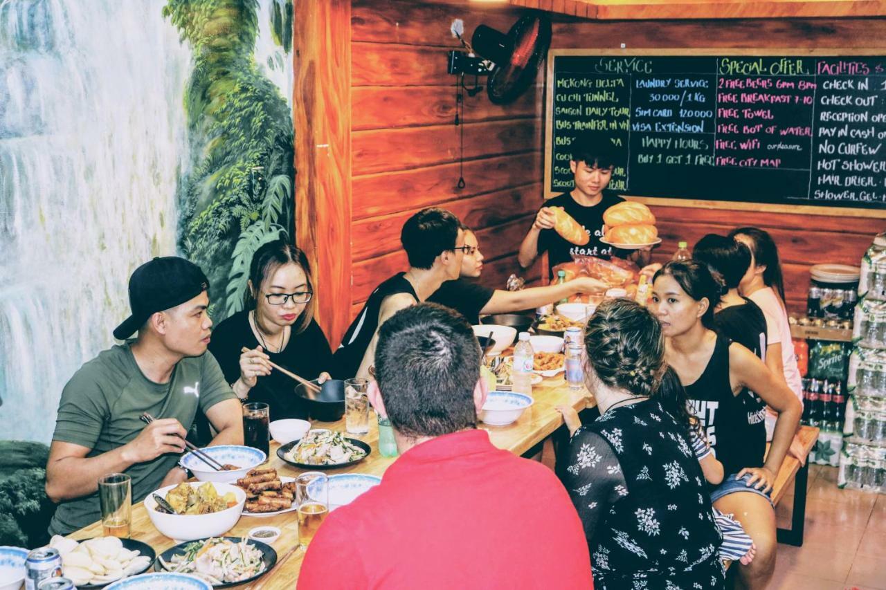 จังเกิล เฮาส์ Hostel โฮจิมินห์ซิตี้ ภายนอก รูปภาพ