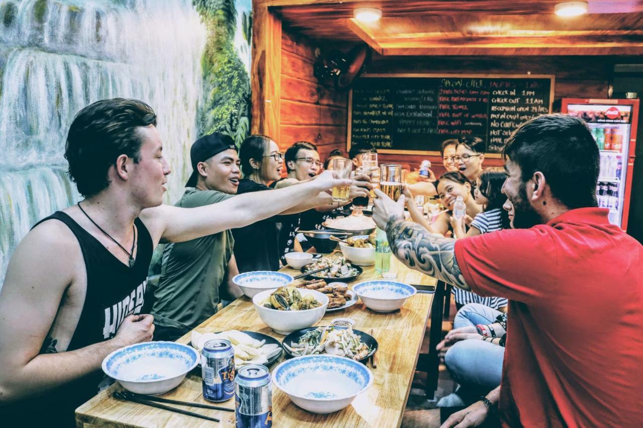จังเกิล เฮาส์ Hostel โฮจิมินห์ซิตี้ ภายนอก รูปภาพ
