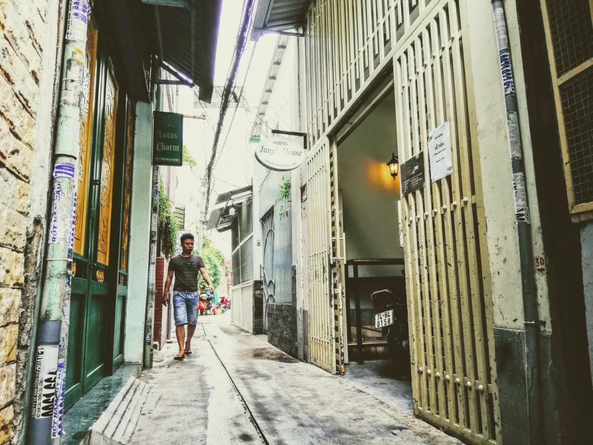 จังเกิล เฮาส์ Hostel โฮจิมินห์ซิตี้ ภายนอก รูปภาพ
